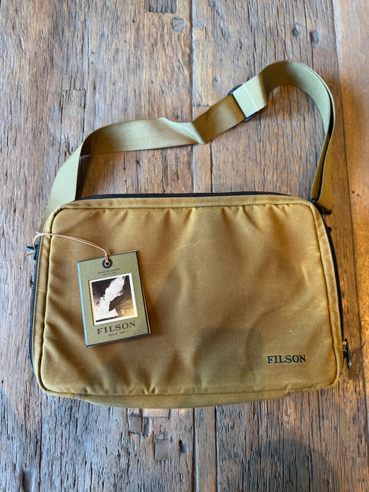RARE NEW WITH TAGS FILSON PADDED COMPARTMENT CASE | DARK TAN | USA| # 2002661| CAMERA LENSES| FISHING REELS