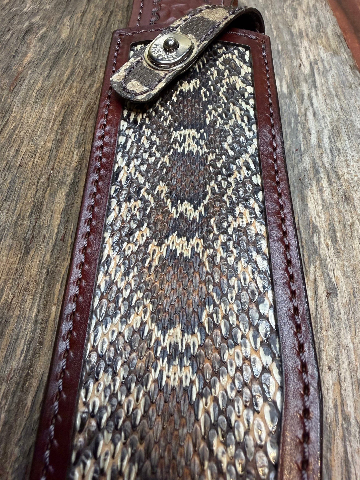 Randall Model 12-9 Sheath in Exotic West Texas Yellow Gopher Snake from Treeman Sheaths. Dark colors from the center of the skin, phenomenal.