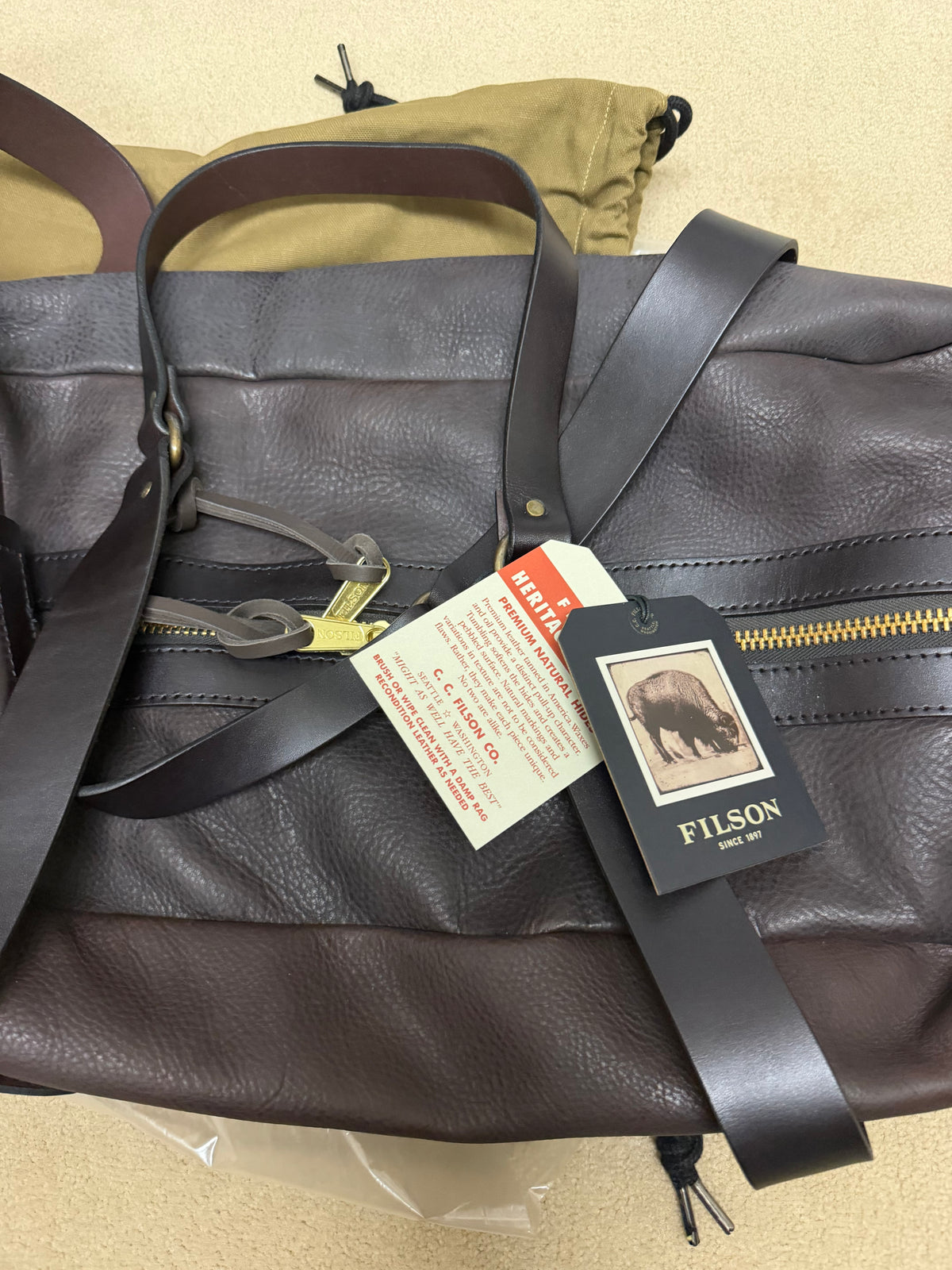 FILSON HERITAGE LEATHER MEDIUM DUFFLE BAG BALLARD BROWN OS NWT