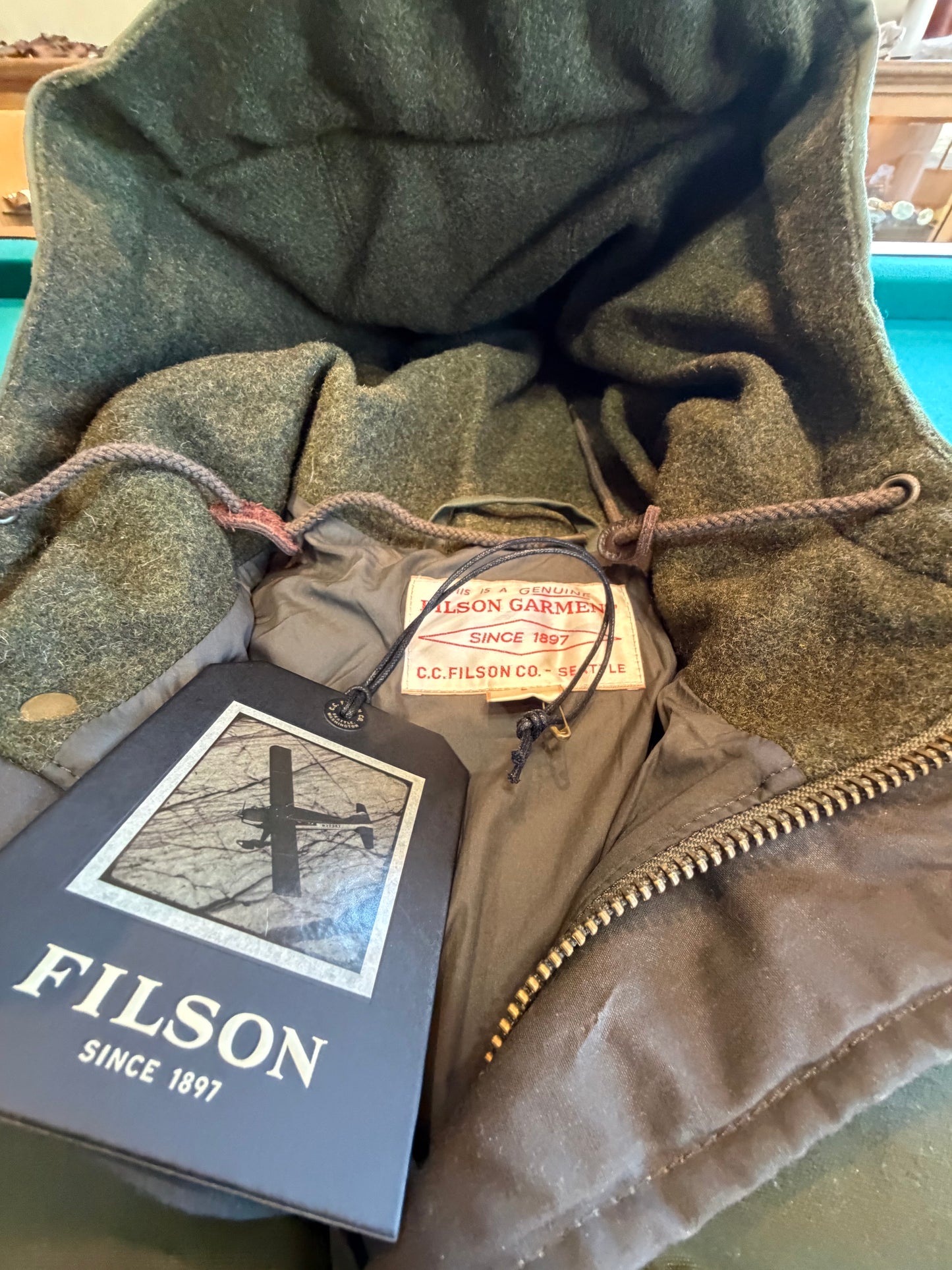 Filson Down Cruiser Parka Otter Green Large 650 Down Sold Out Mens New with Tags