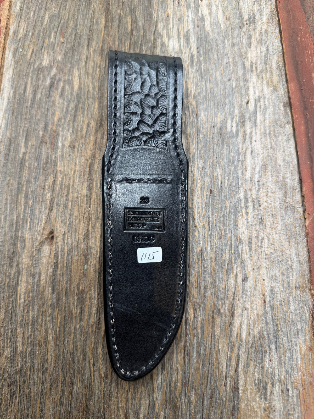 New Randall Model 23 Sheath in Exotic Black Matte Crocodile from Treeman with the newest Black Canteen snap. Killer sheath.