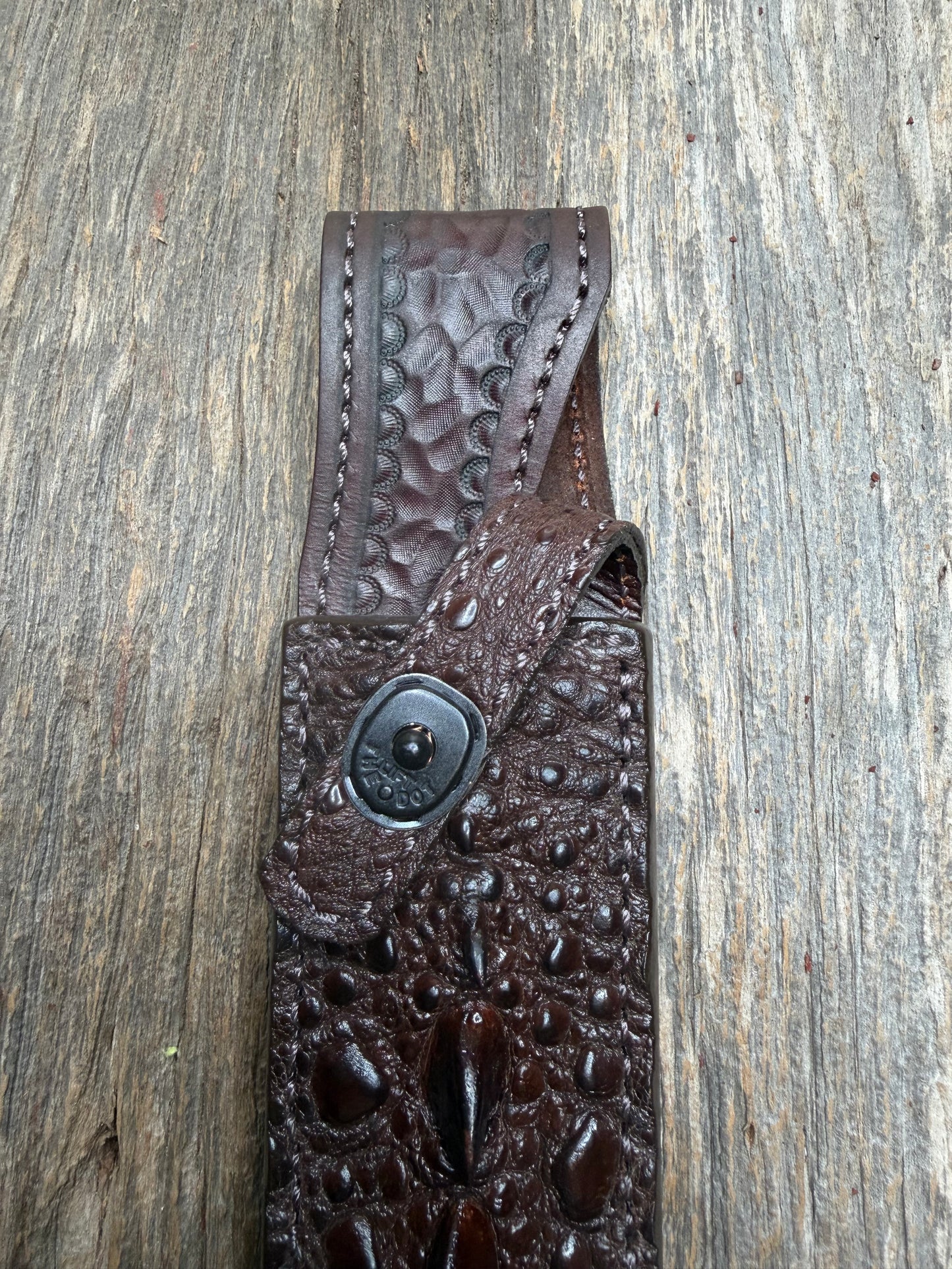 Randall Model 1-8 Sheath in Exotic Dark Brown Snapping Turtle by Treeman. Straight hilt and new black canteen snap… Spiked Dragon tail portion of the turtle.