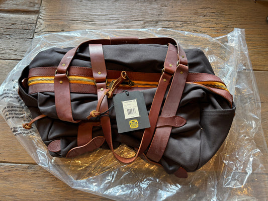 Filson X Chris Stapleton Traveller Outfitter Bag NWT #20264454 USA Cinder