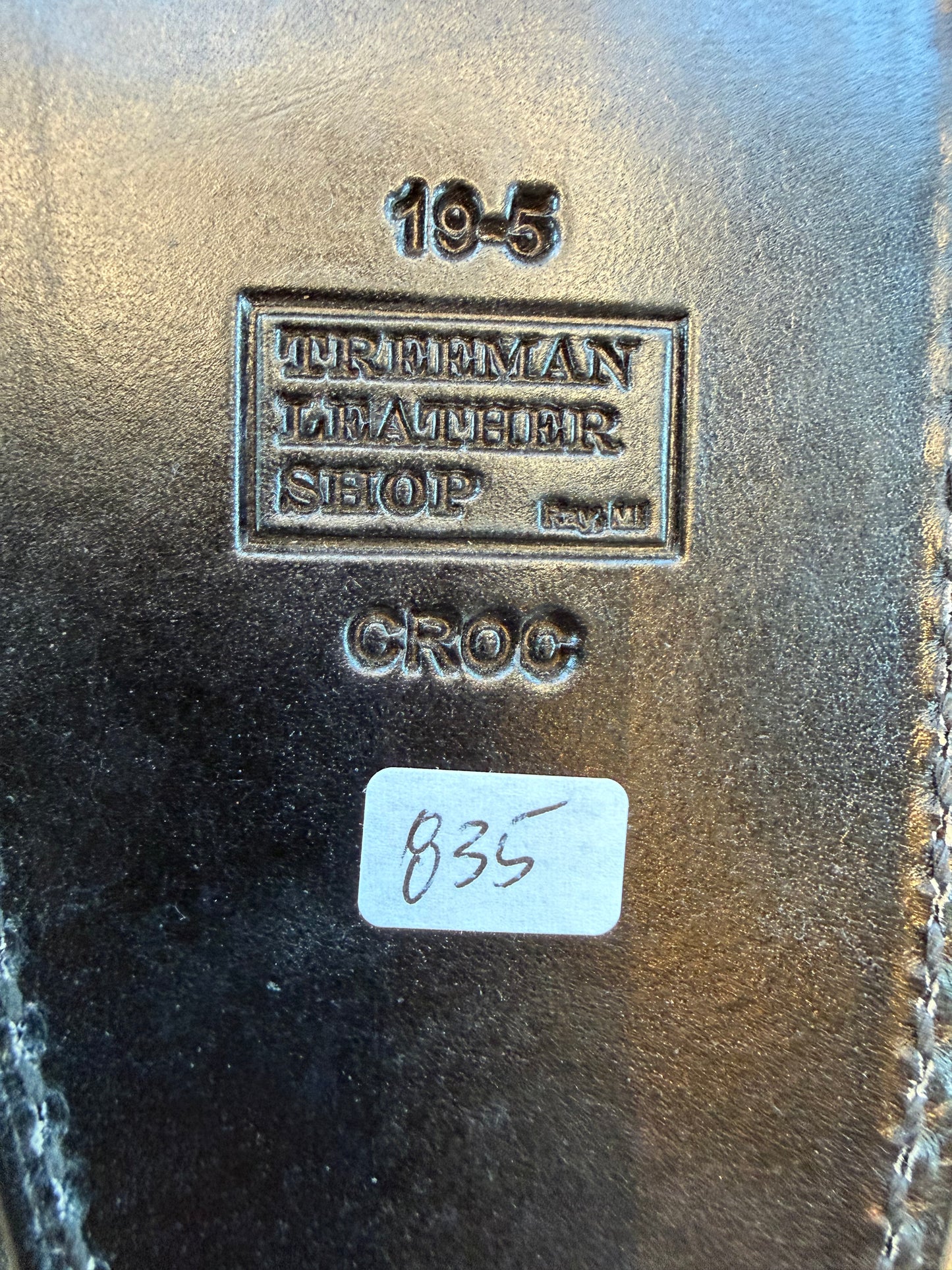 New Randall Model 19-5 Sheath in Exotic Black Crocodile from Treeman. My first sheaths with black snaps.