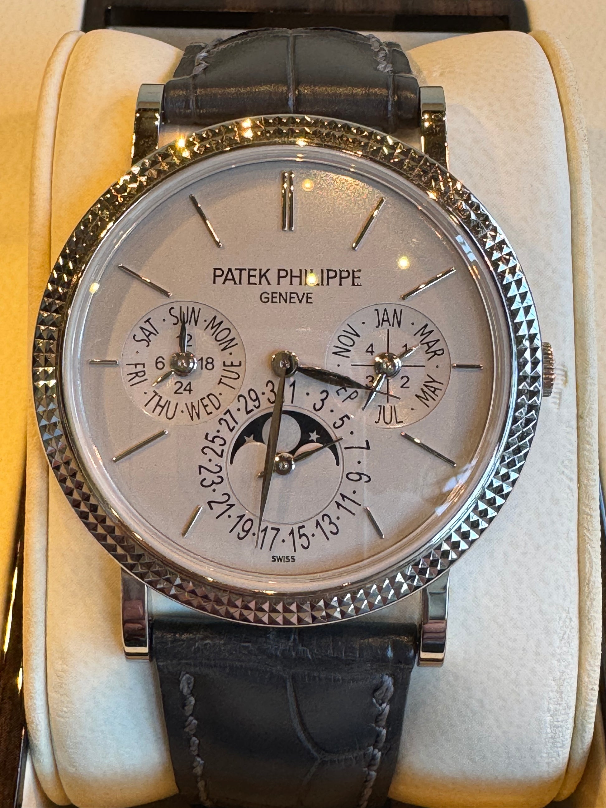 Patek Philippe Perpetual Calendar Grand Complications Perpetual Calendar 5139G-001 Matte Grey Strap like new.