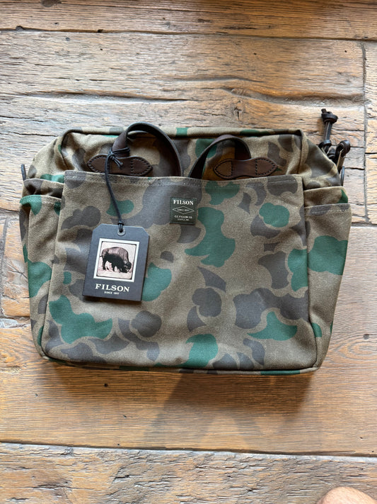 Filson Limited Edition NWT Wax Shrub Camo Rugged Twill Zippered Tote with clip # 20226931