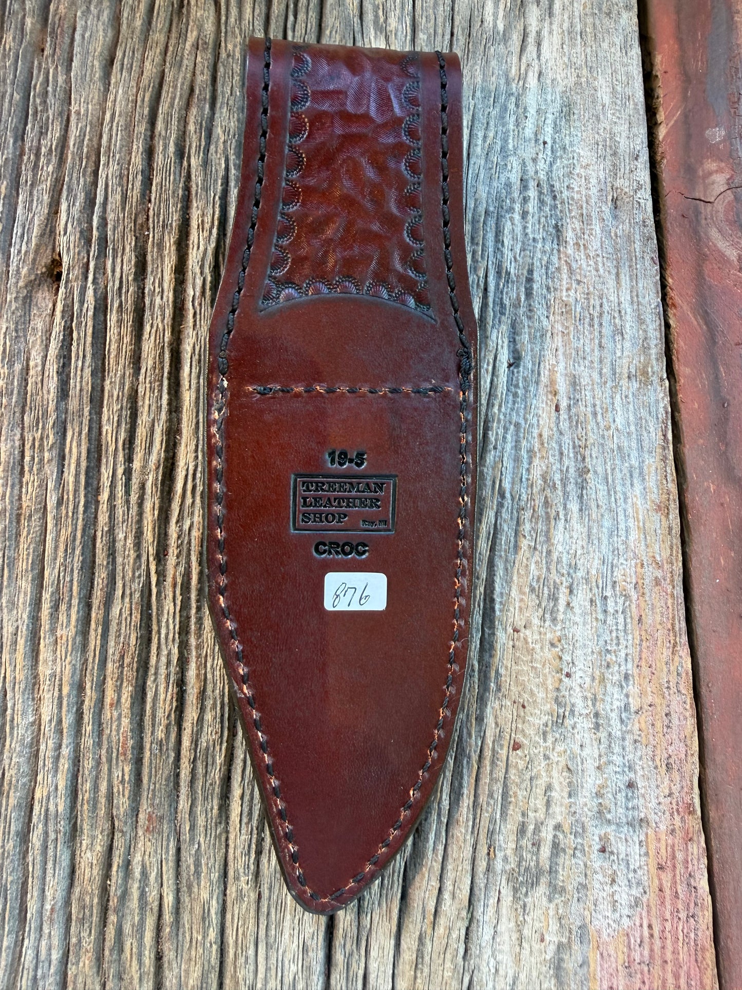 New Randall Model 19-5 Anus Sheath in Exotic Dark Brown Crocodile from Treeman with the newest Black Canteen snap.