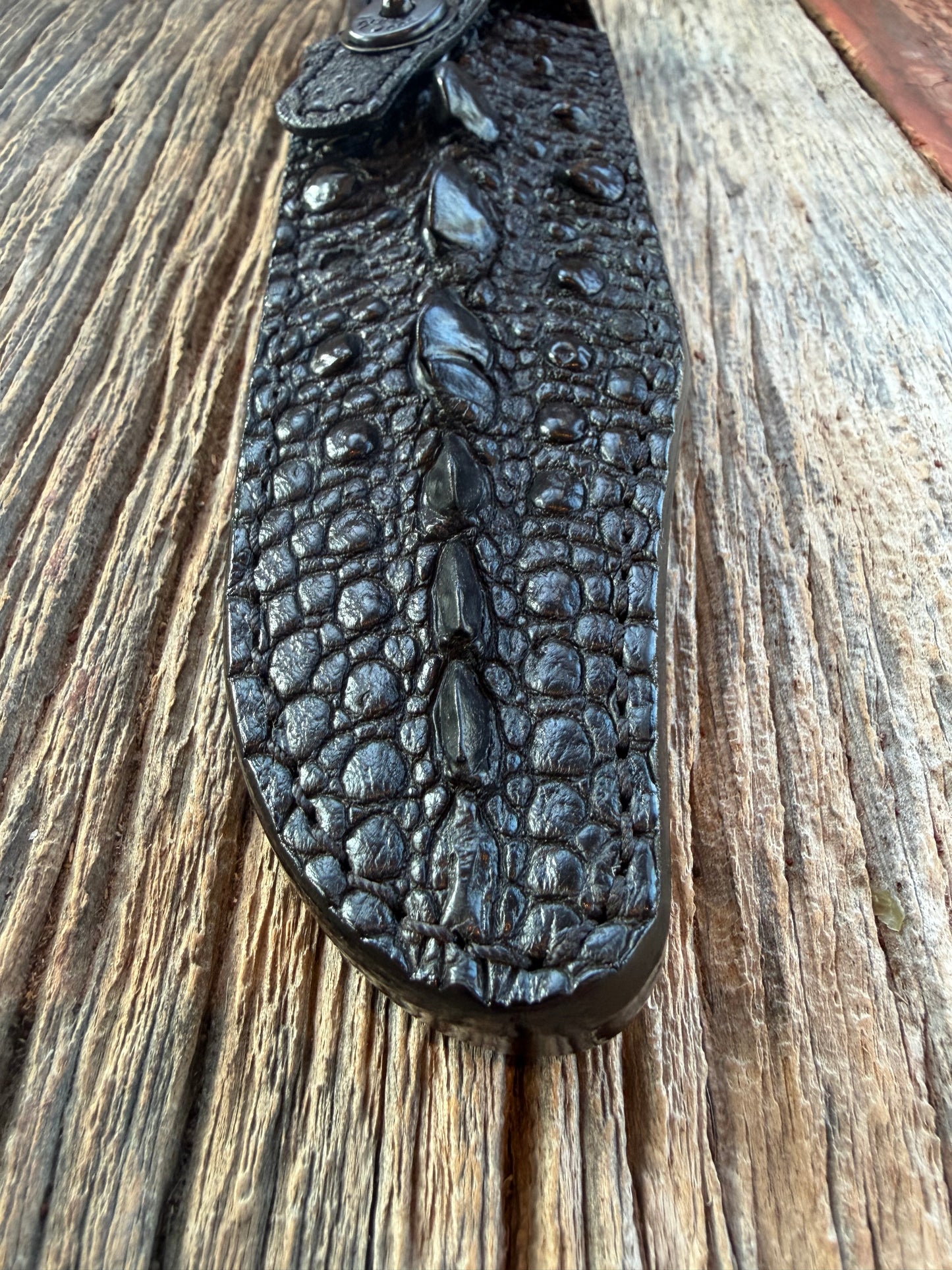 Randall Model Dealer Special Buxton Fighter in Exotic Black Snapping Turtle Horned/Dragon Tail Sheath from Treeman. New version with a Black Canteen Snap.