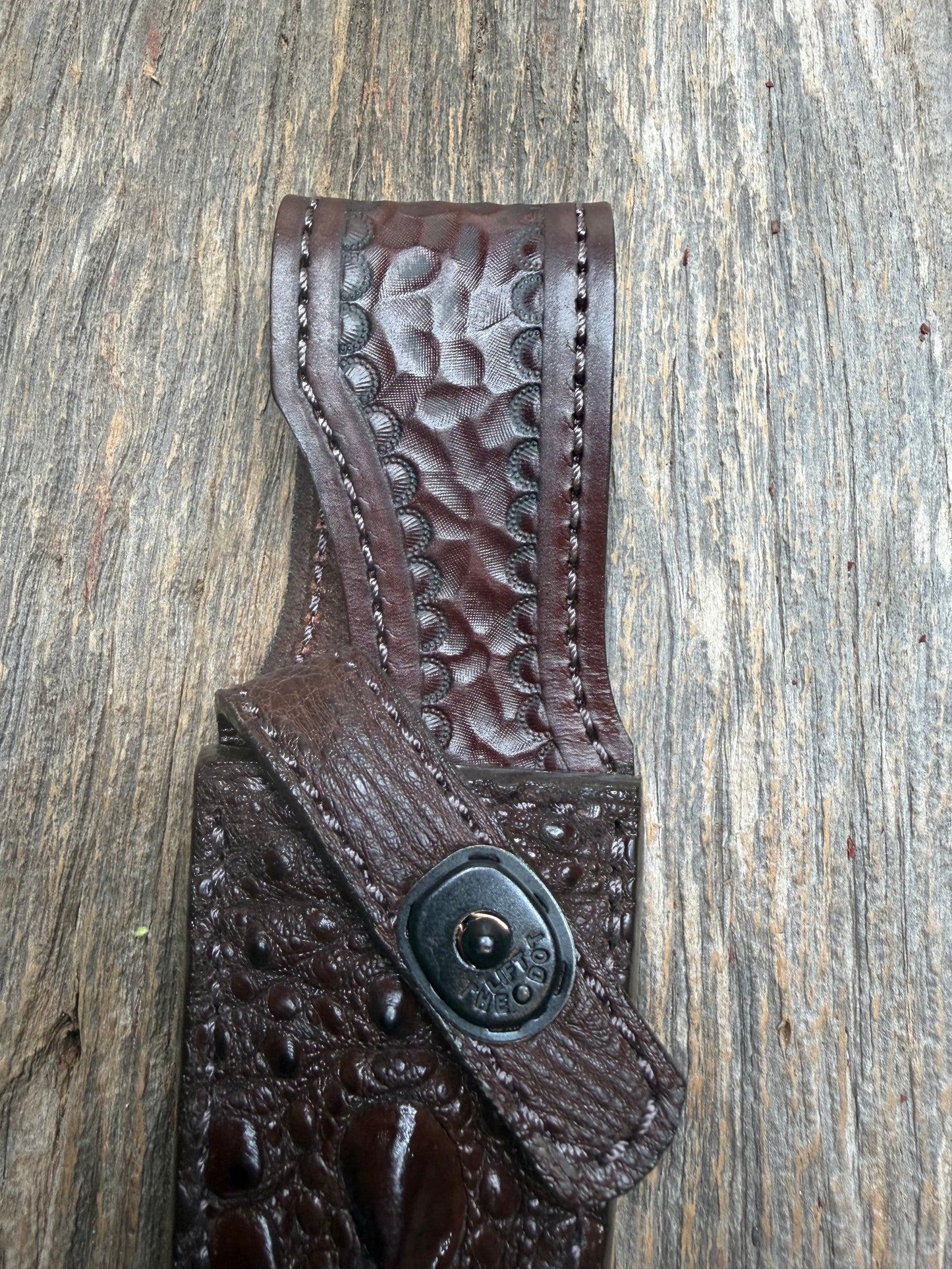 Randall Model 27 Sheath in Exotic Dark Brown Snapping Turtle by Treeman. Straight hilt and new black canteen snap… Spiked Dragon tail portion of the turtle.