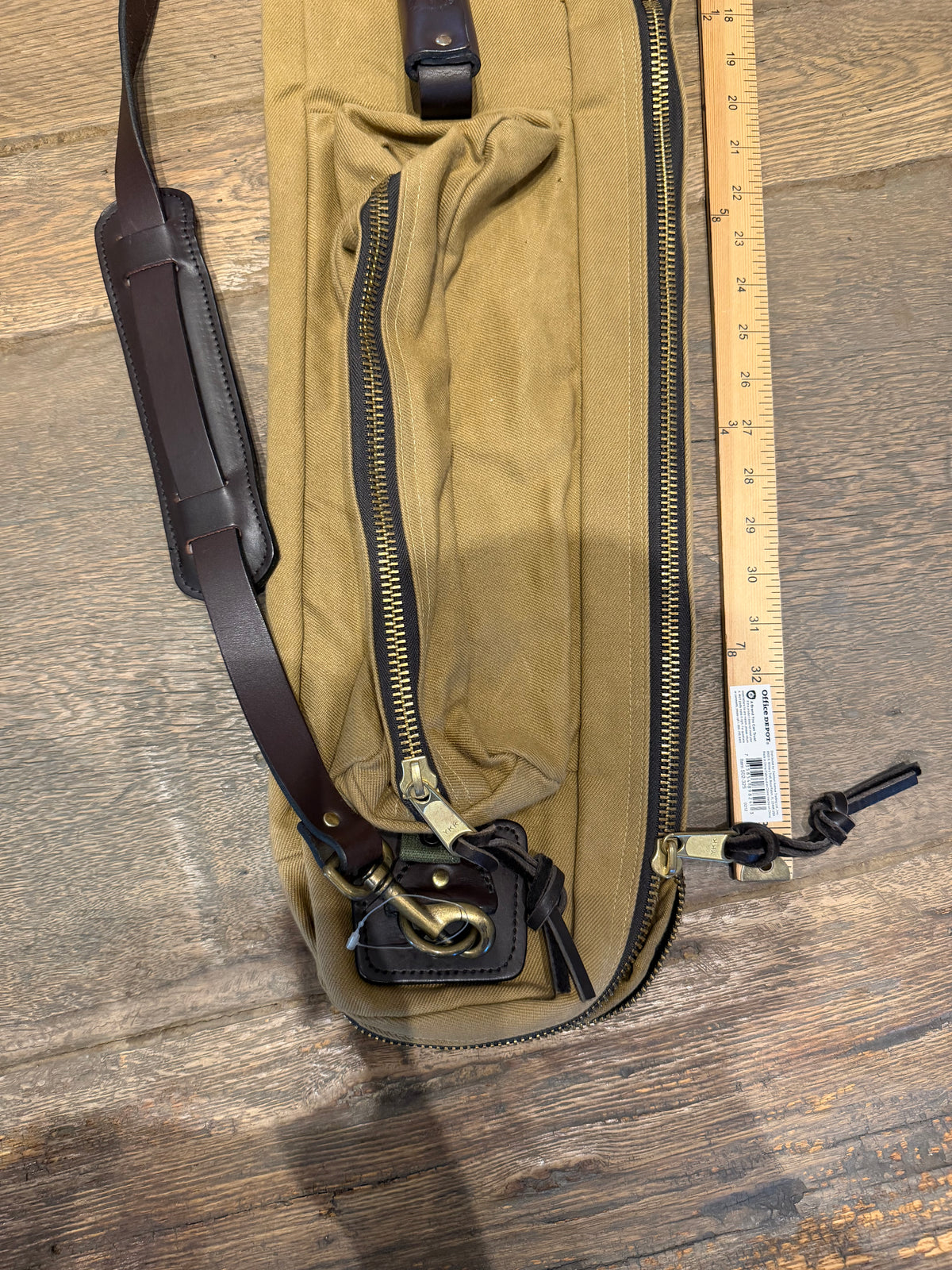 Very Rare New Old Stock Filson YKK Fly Fishing Rod Case Rugged Twill in Tan Made in USA 41 inch version. New with Original tags. new condition.