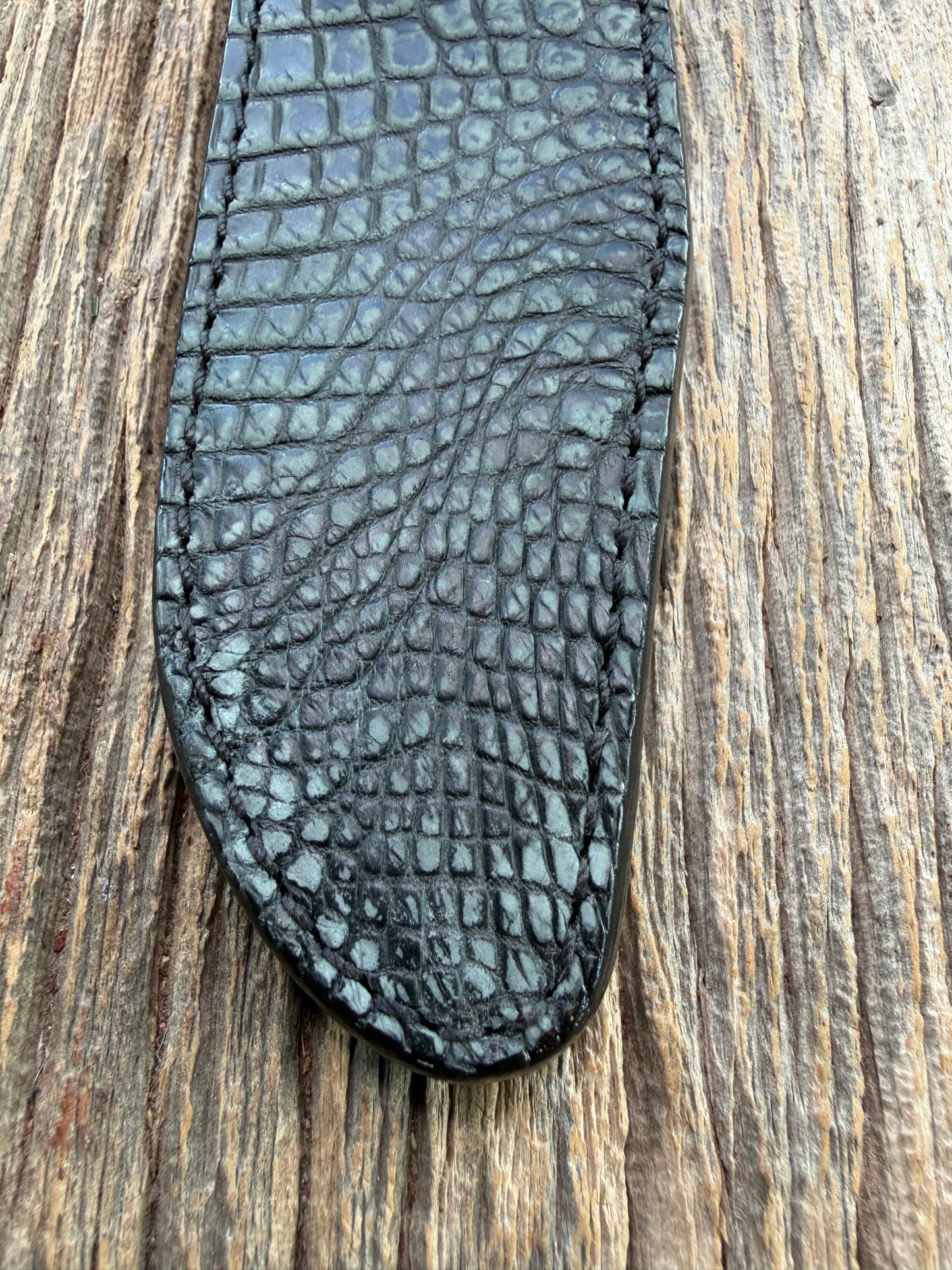 New Randall Model 1-7 Sheath in Exotic Black/Grey Matte Crocodile from Treeman with the newest Black Canteen snap.