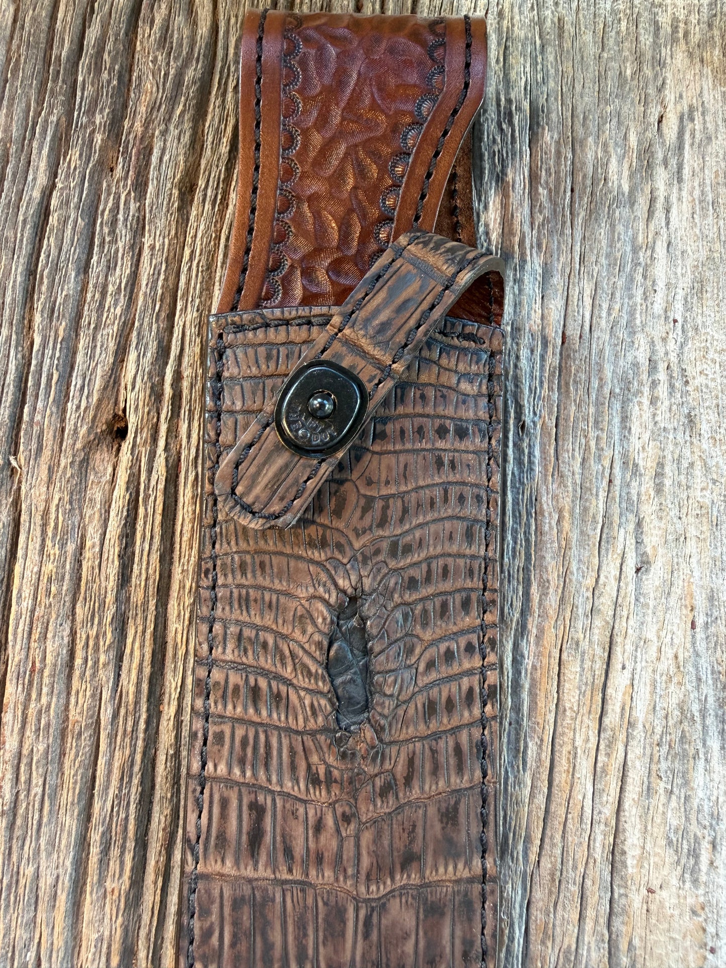 New Randall Model 12-9 Anus Sheath in Exotic Dark Brown Sueded Crocodile from Treeman with the newest Black Canteen snap.