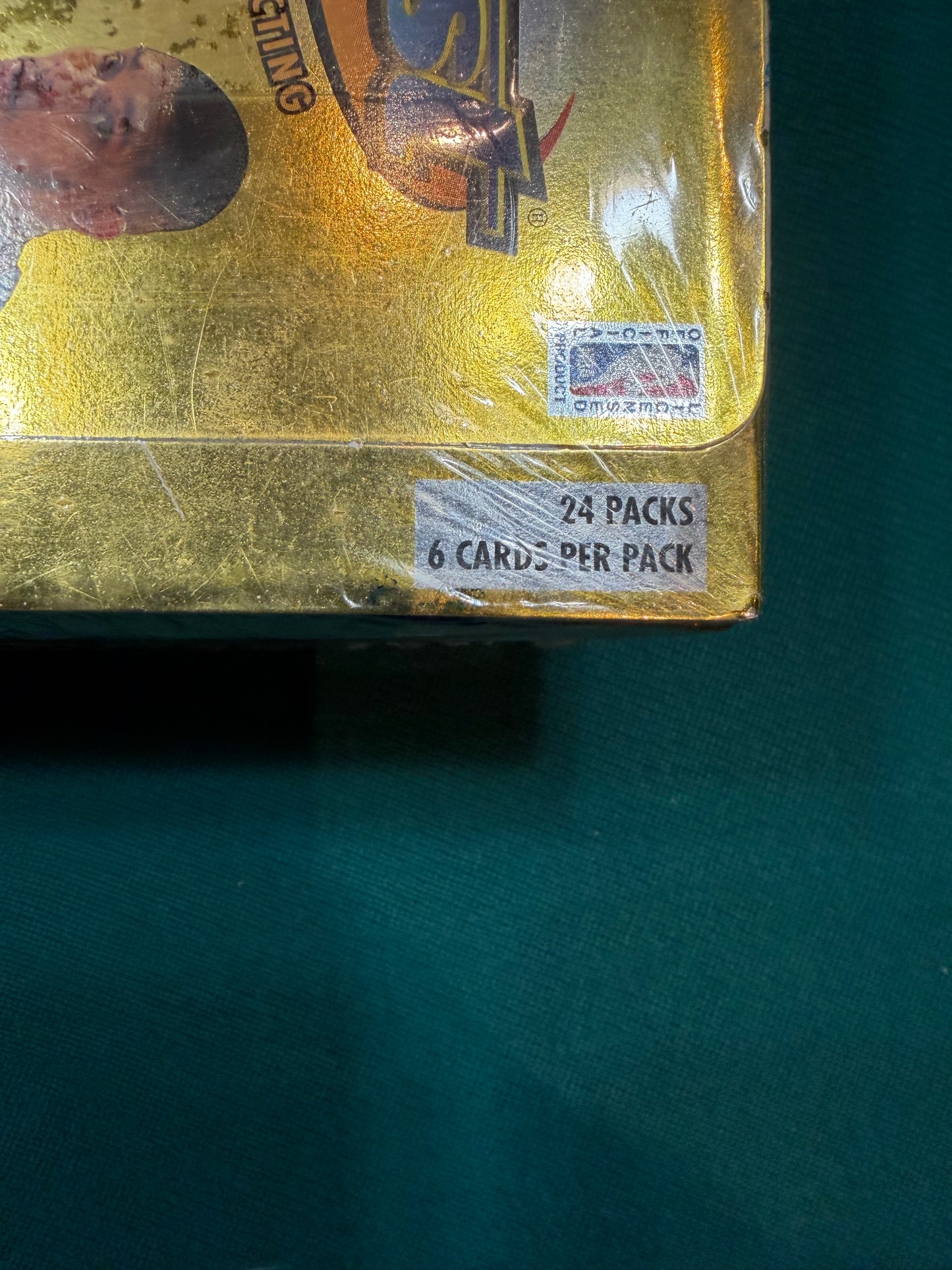 1999/2000 Finest Basketball Hobby Box Series 1 (24) packs per box. Factory Sealed!