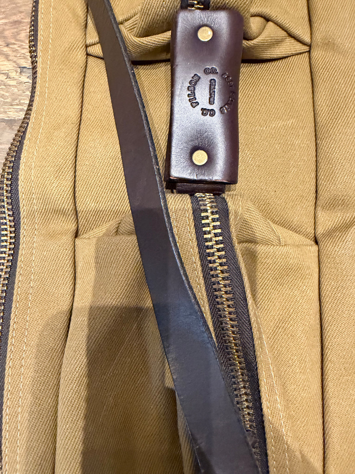 Very Rare Filson Fly Fishing Rod Case Rugged Twill in Tan Made in USA 31 inch version. Like new condition. 10/19 Build. # 20019932