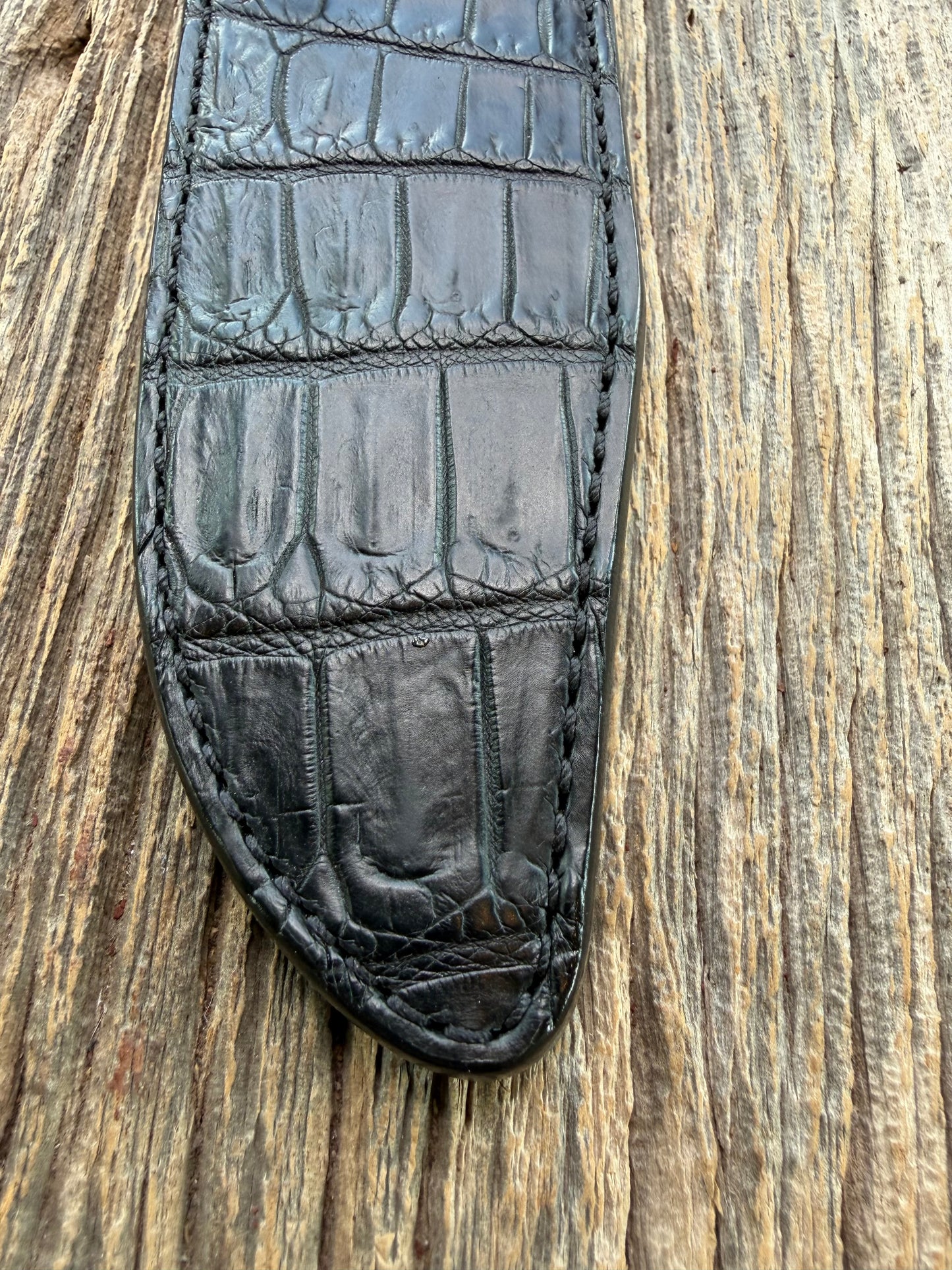 New Randall Model 14 Sheath in Exotic Black Matte Crocodile from Treeman with the newest Black Canteen snap. Killer sheath.