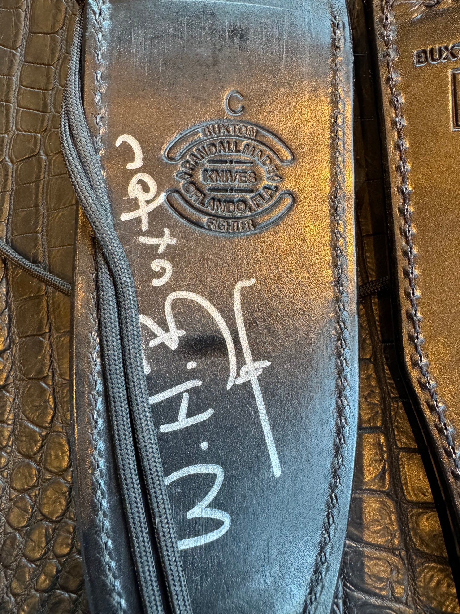 Very nice Randall Knife Buxton Fighter Black Micarta BF # 1097 Stainless Blade plus Elephant Treeman