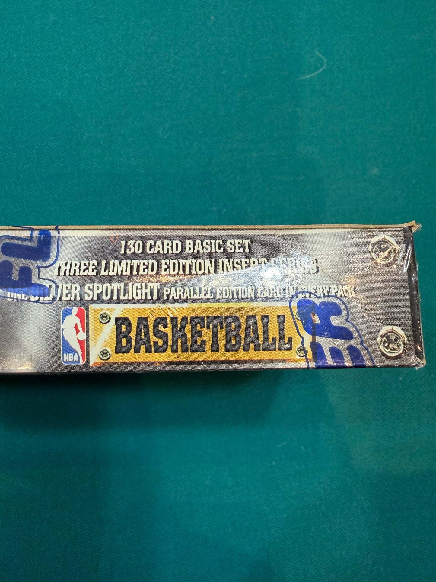 1995/96 Fleer Metal Premiere Edition Basketball Retail Box Series 1 (36) packs per box. Factory Sealed!
