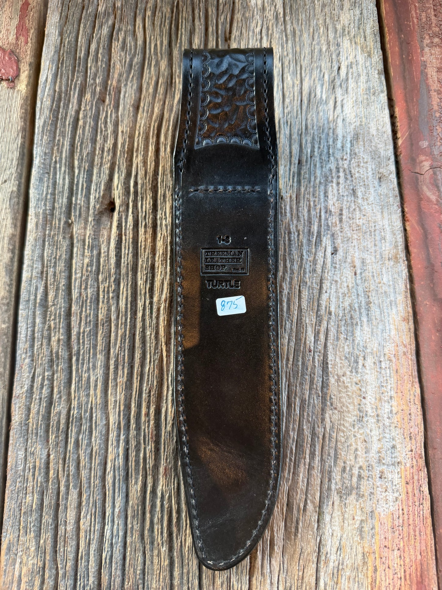 Randall Model 1-8 in Exotic Black Snapping Turtle Horned/Dragon Tail Sheath from Treeman. New version with a Black Canteen Snap. My only one.