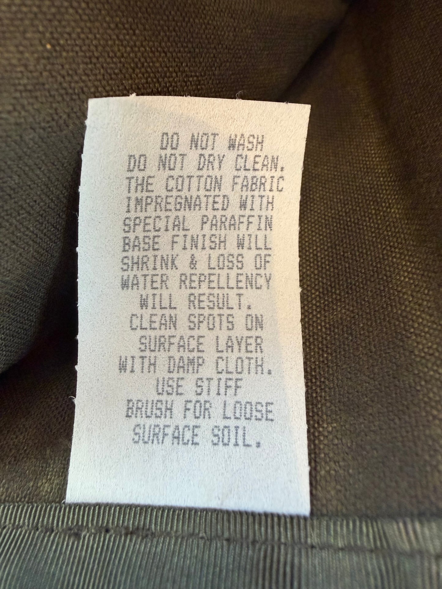 Adding to cart will not result in a sale. Personal Collection..Rare New with Tags Filson Oil Tin Cloth Tri Fold Wallet in Otter Green # 11069150 from February 2016.