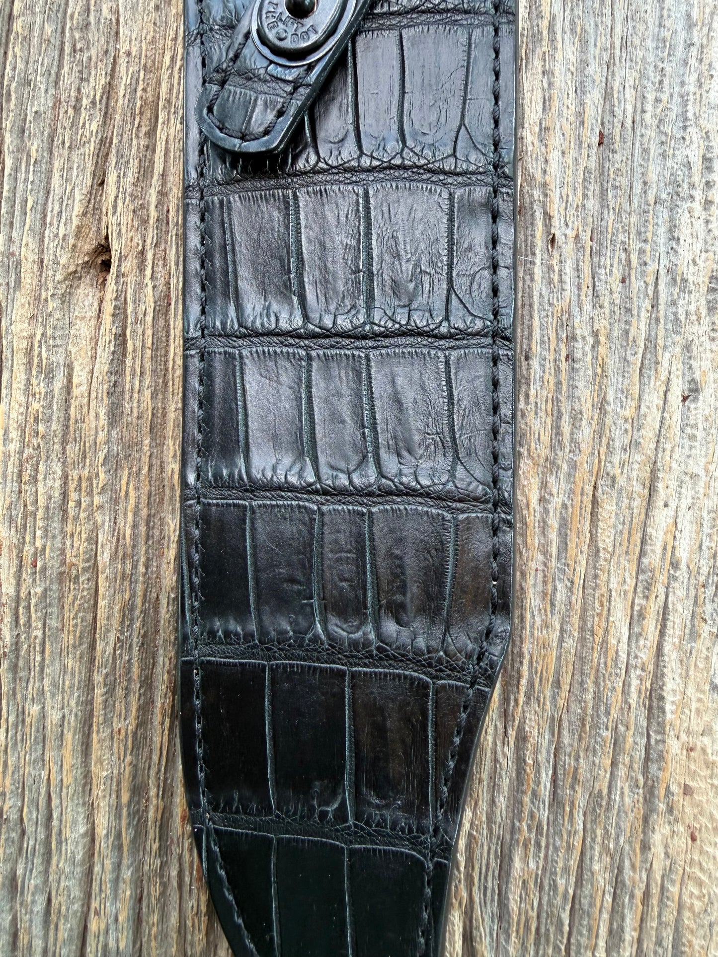 New Randall Model 12-9 Sheath in Exotic Black Matte Crocodile from Treeman with the newest Black Canteen snap. Killer sheath.