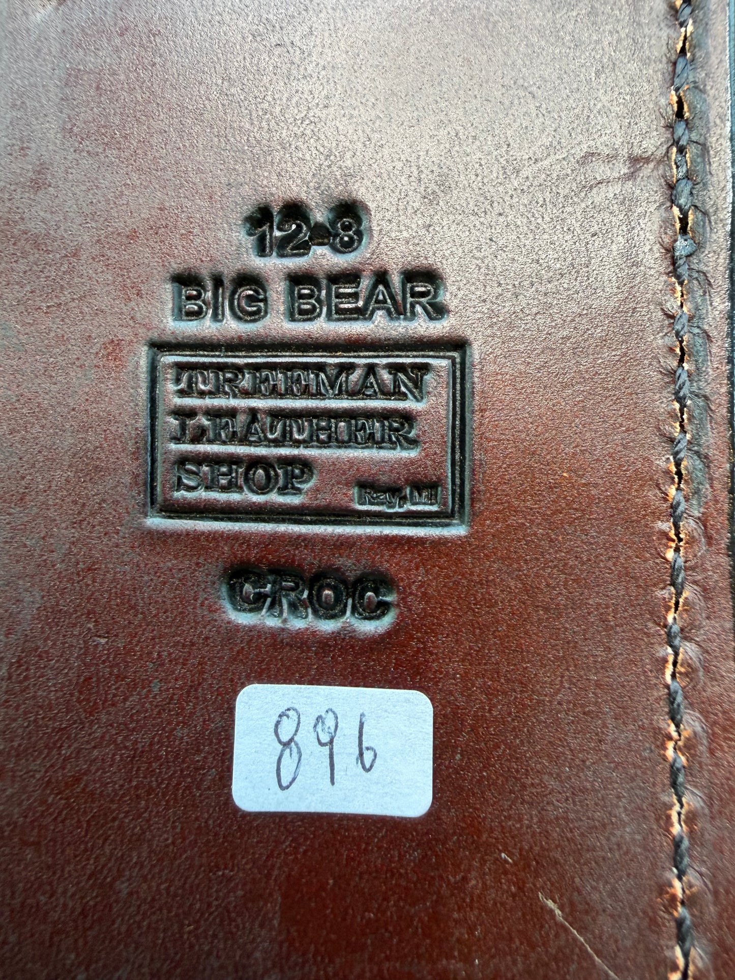 New Randall Model 12-8 Sheath in Exotic Dark Brown Matte Crocodile from Treeman with the newest Black Canteen snap. Killer sheath.