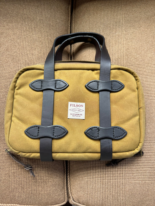 Very Rare Filson Filson 70058 - Tin Cloth Grip or Pistol Case Made in USA