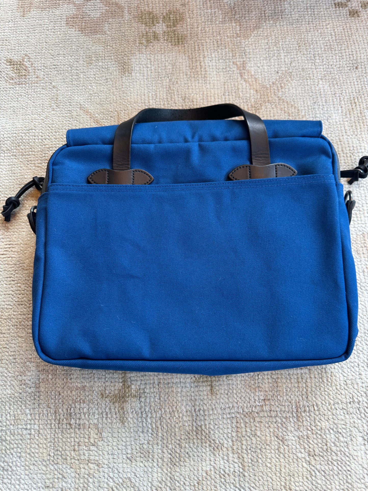 NWT Filson Rugged Twill Flag Blue Briefcase NWT Model # 20195528