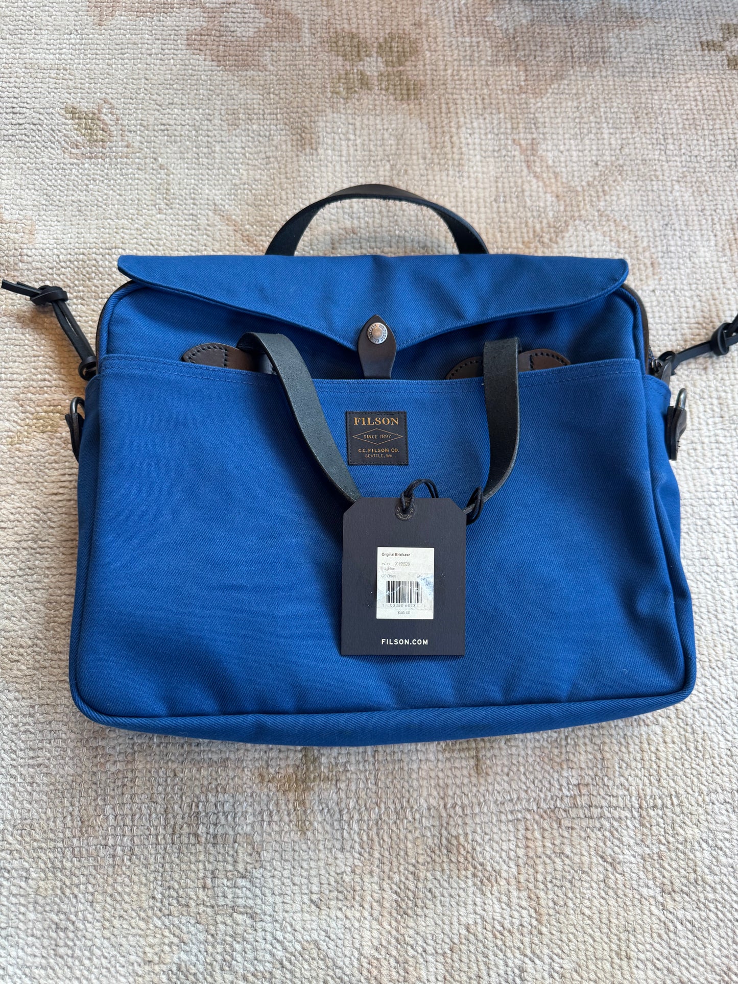 NWT Filson Rugged Twill Flag Blue Briefcase NWT Model # 20195528