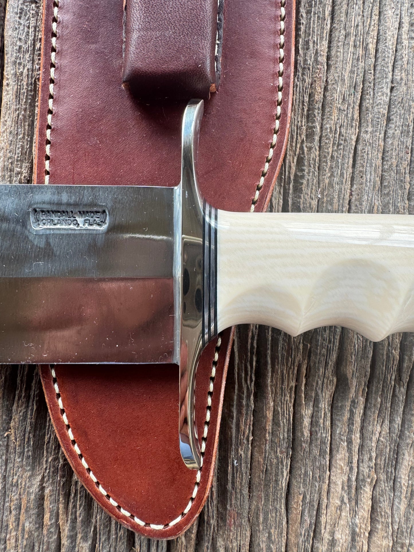 New in Paper Model 12-11 Smithsonian “Smitty” Bowie. Beautiful Dave Warthers Resin with finger grooves and a Nickel silver hilt and butt plate.