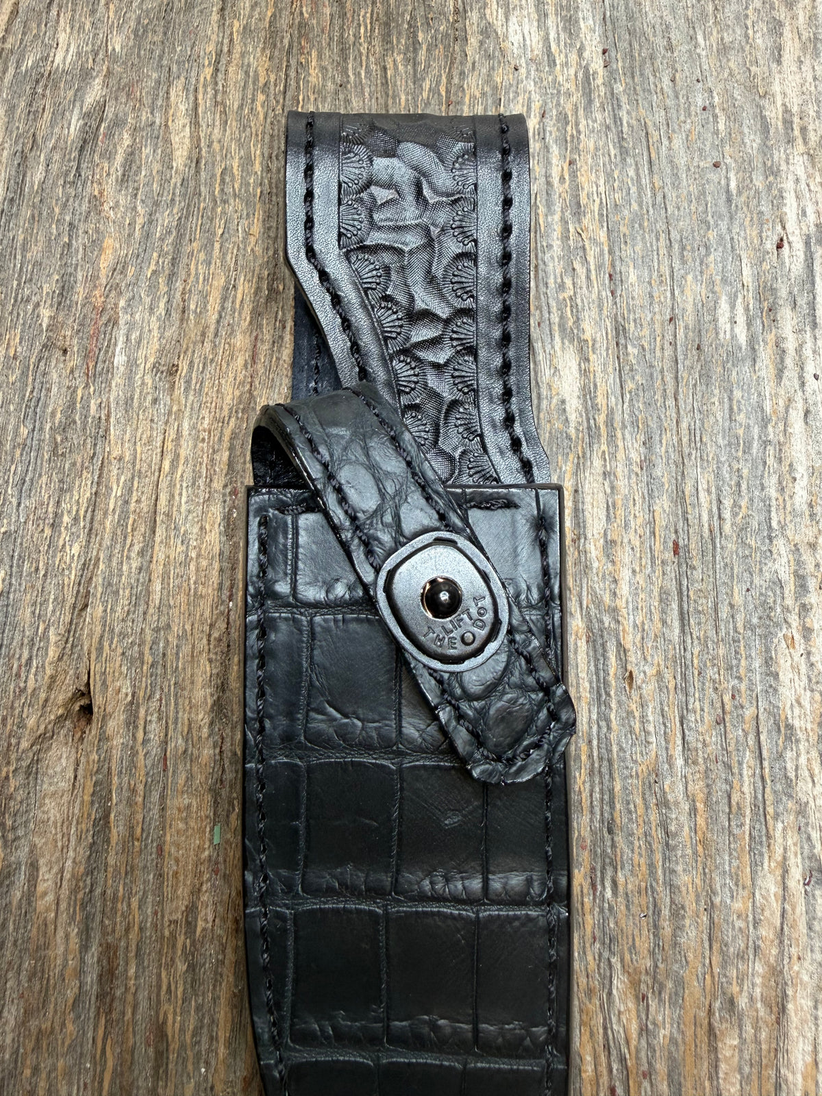 New Randall Model 23 Sheath in Exotic Black Matte Crocodile from Treeman with the newest Black Canteen snap. Killer sheath.