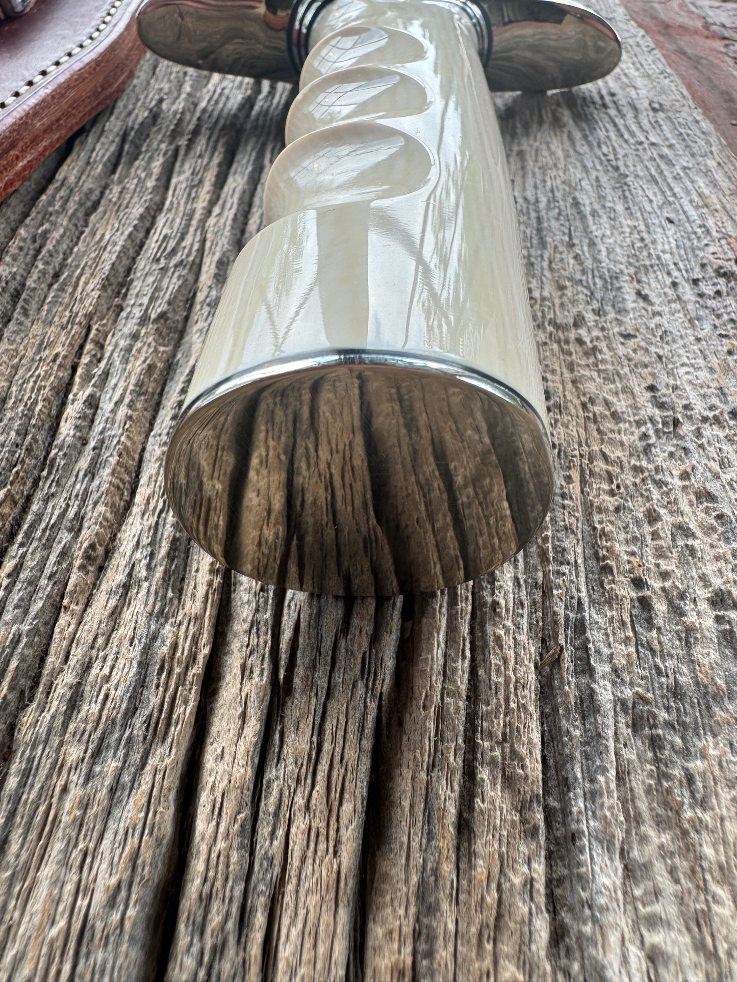 New in Paper Model 12-11 Smithsonian “Smitty” Bowie. Beautiful Dave Warthers Resin with finger grooves and a Nickel silver hilt and butt plate.