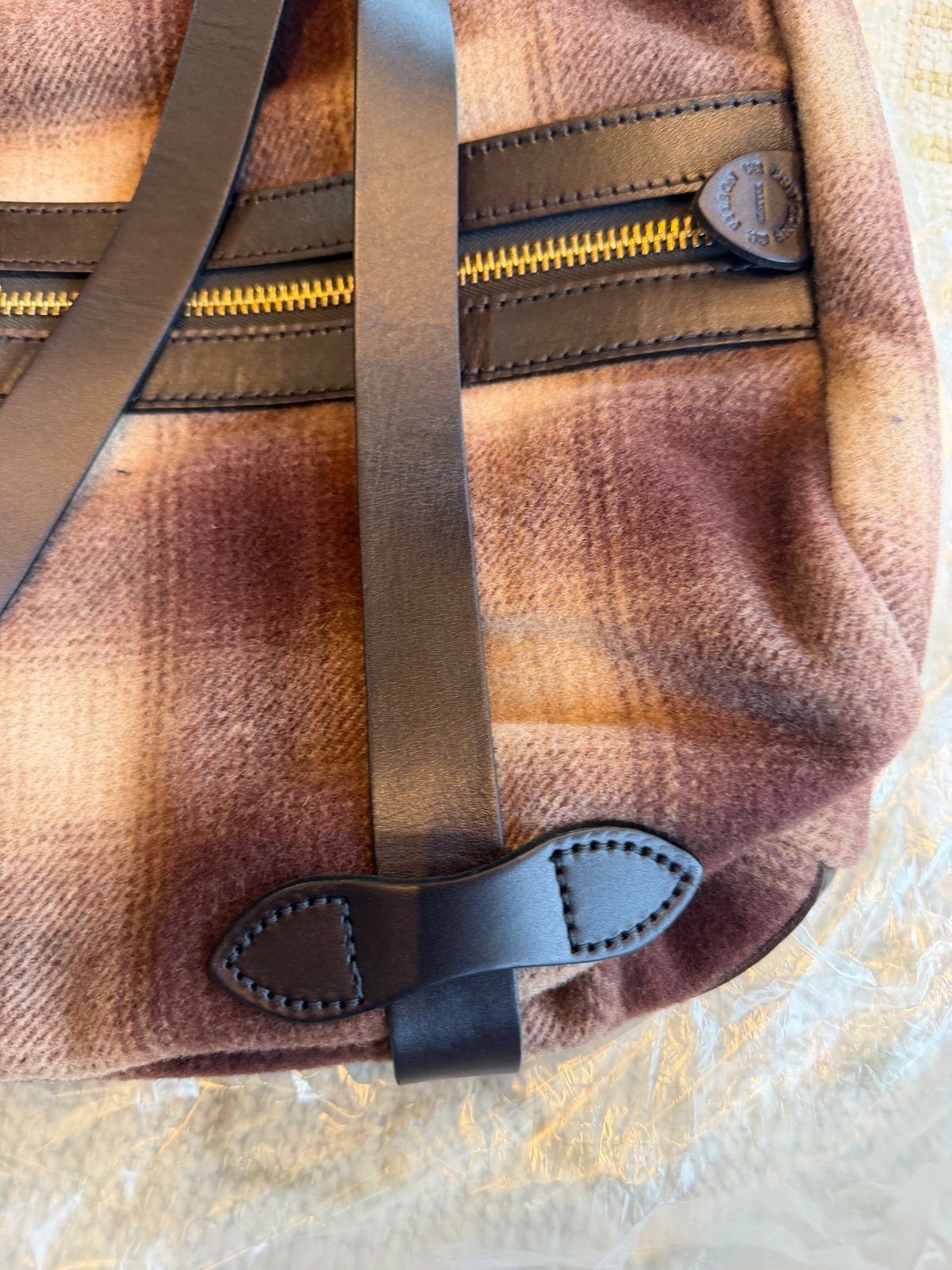 Rare Filson Mackinaw Wool Duffle Medium Brown Tan Ombre Wool and Leather NWT Made in USA - 20286180