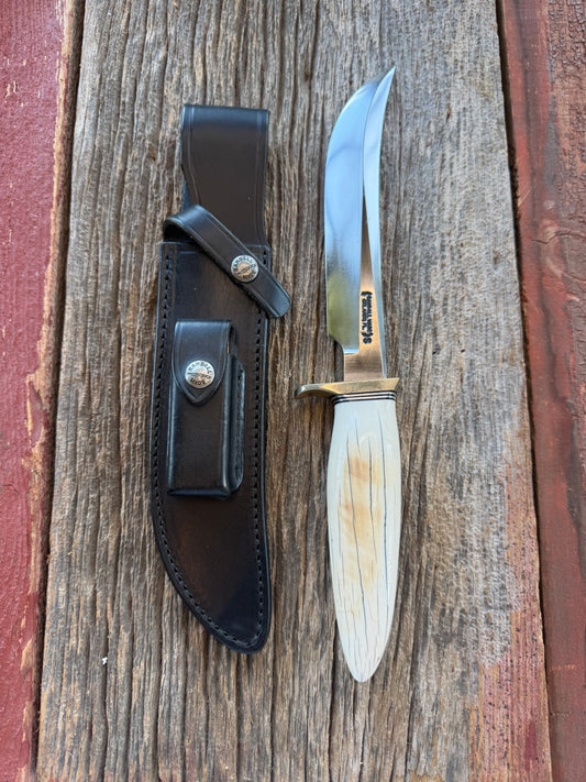 Randall Model 4-7 in a flawless Elephant Ivory tip. Nickel silver single hilt, Black and Aluminum spacers.
