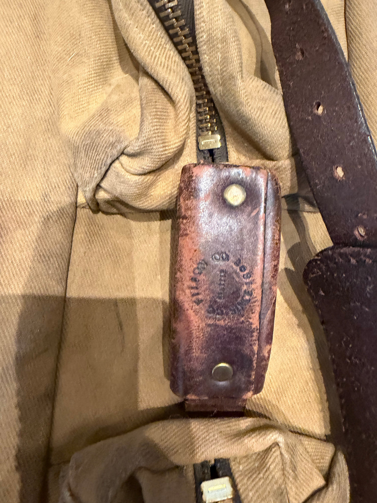Very Rare Filson Fly Fishing Rod Case Rugged Twill in Tan Made in USA 60 inch version. YKK zippers, Used condition. Style 216P. Built Feb 2003