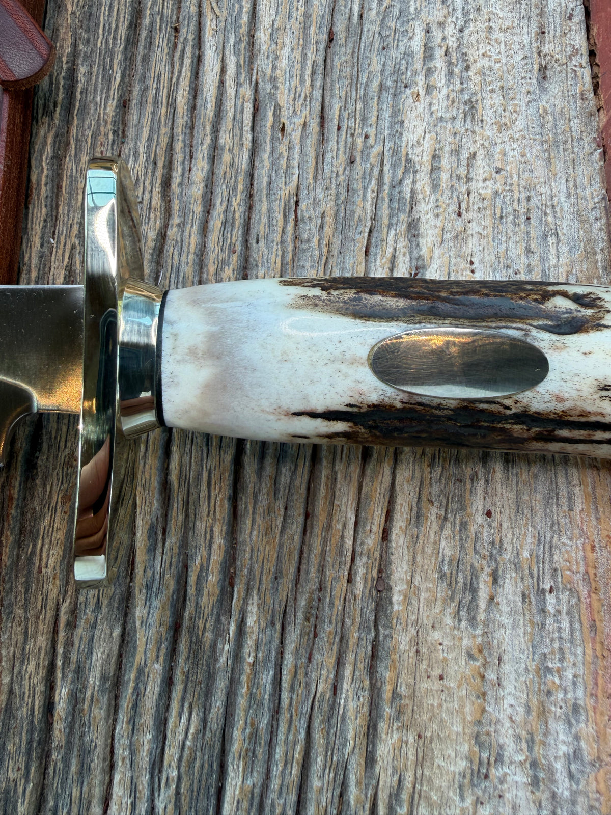 New in Paper Randall Model 12-8 Small Sasquatch with a really nice piece of stag. #1112, Nickel Silver collar and butt cap.