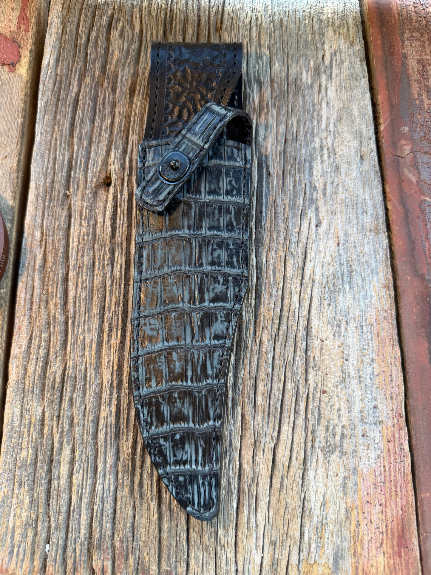New Randall Model 12-8 Sheath in Exotic Black/Grey Matte Crocodile from Treeman with the newest Black Canteen snap.