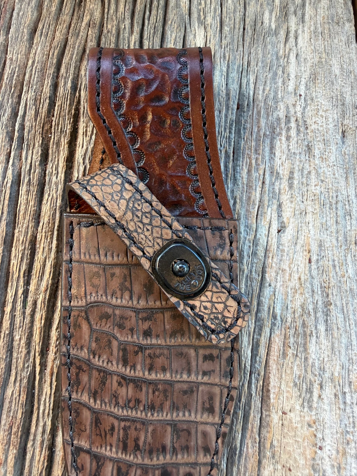 New Randall Model 19-5 Sheath in Exotic Dark Brown Sueded Crocodile from Treeman with the newest Black Canteen snap.
