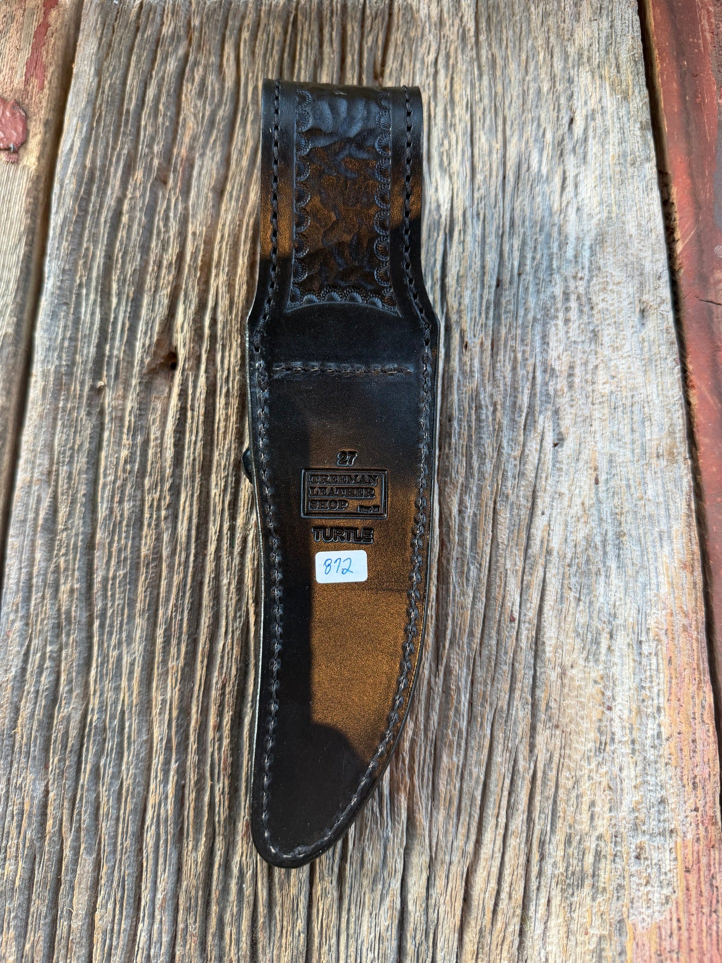 Randall Model 27 Trailblazer in Exotic Black Snapping Turtle Horned/Dragon Tail Sheath from Treeman. New version with a Black Canteen Snap. ( 7 Horned tail)