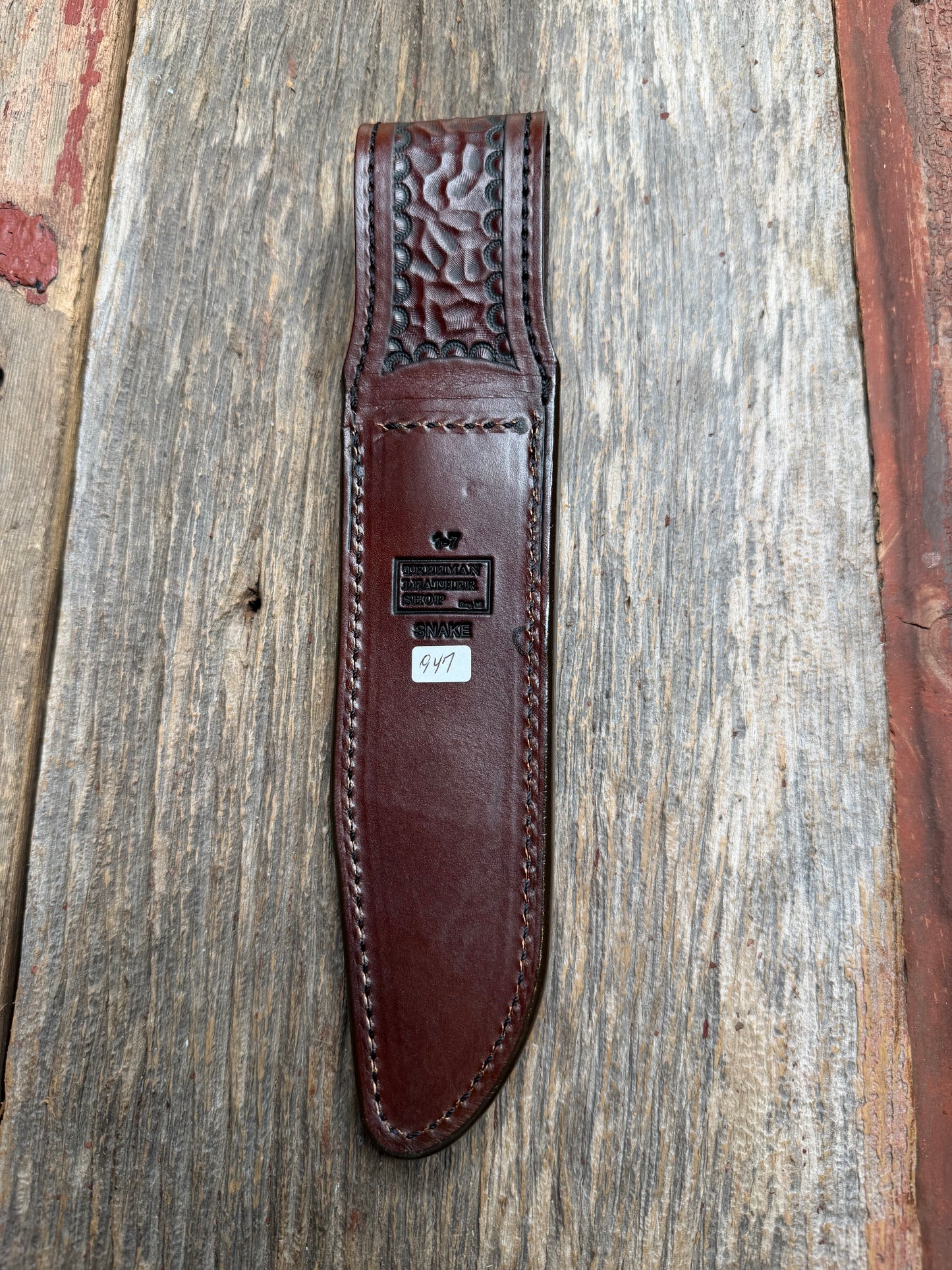 Randall Model 1-7 with Western Diamondback RattleSnake skin from Treeman Sheaths.