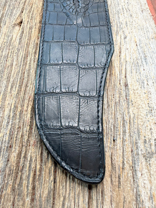 New Randall Model 12-11 Smitty Anus Sheath in Exotic Black Matte Crocodile from Treeman with the newest Black Canteen snap. Killer sheath.