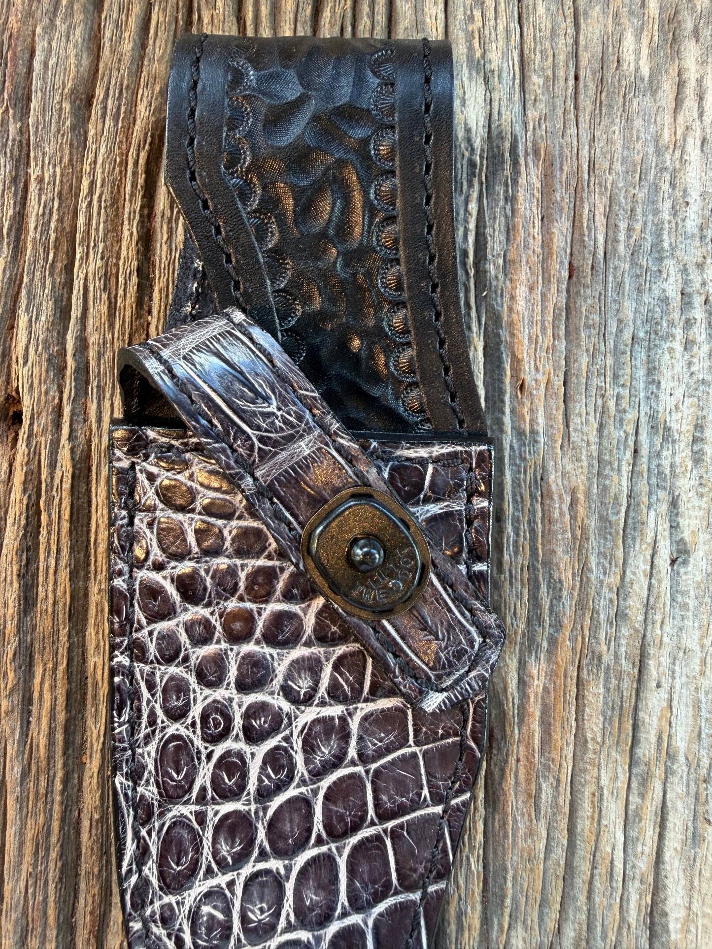 New Randall Model 19-5 Sheath in Exotic Black/Grey Shiny Crocodile from Treeman with the newest Black Canteen snap.