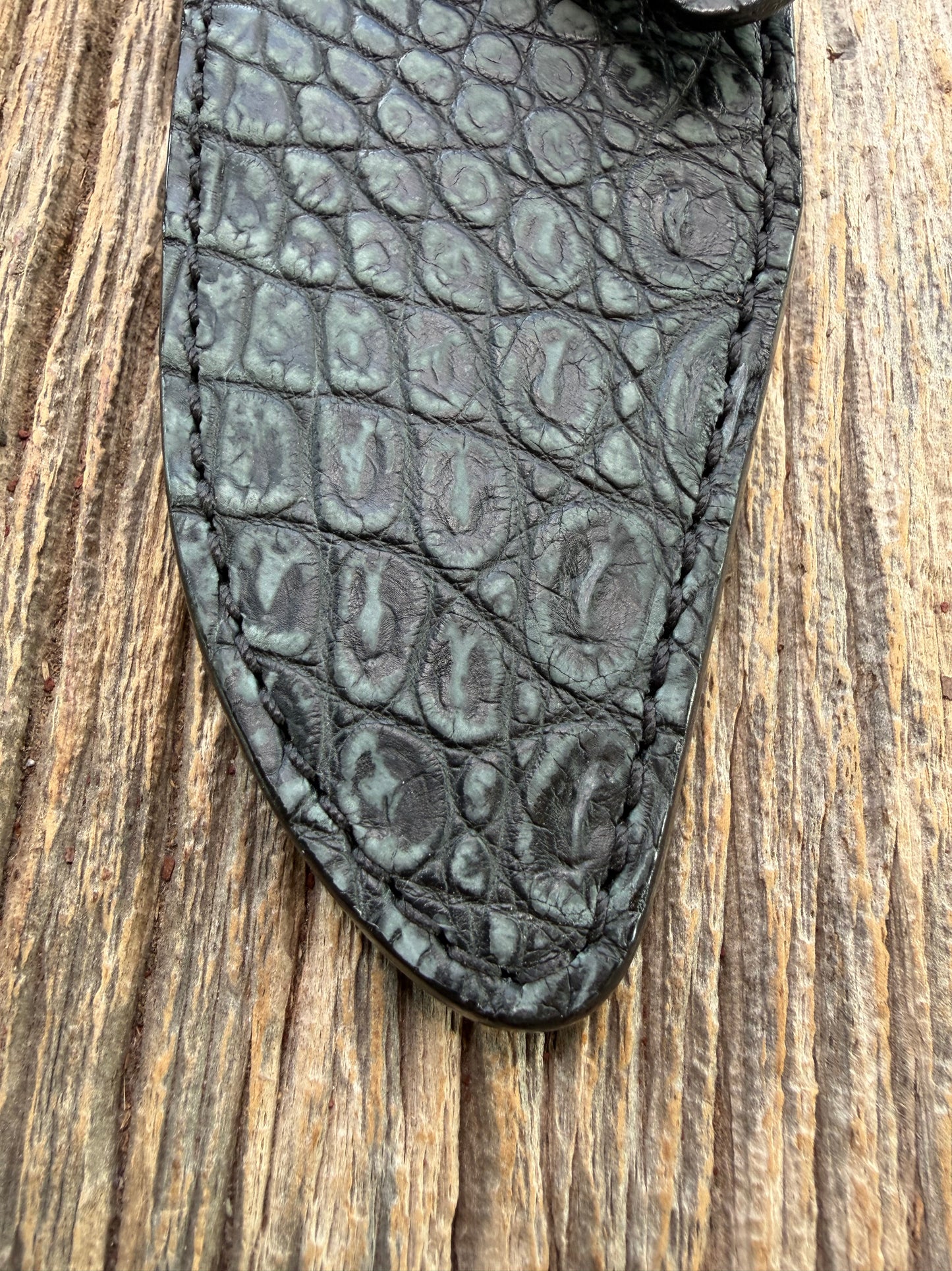 New Randall Model 19-5 Sheath in Exotic Black/Grey Matte Crocodile from Treeman with the newest Black Canteen snap.