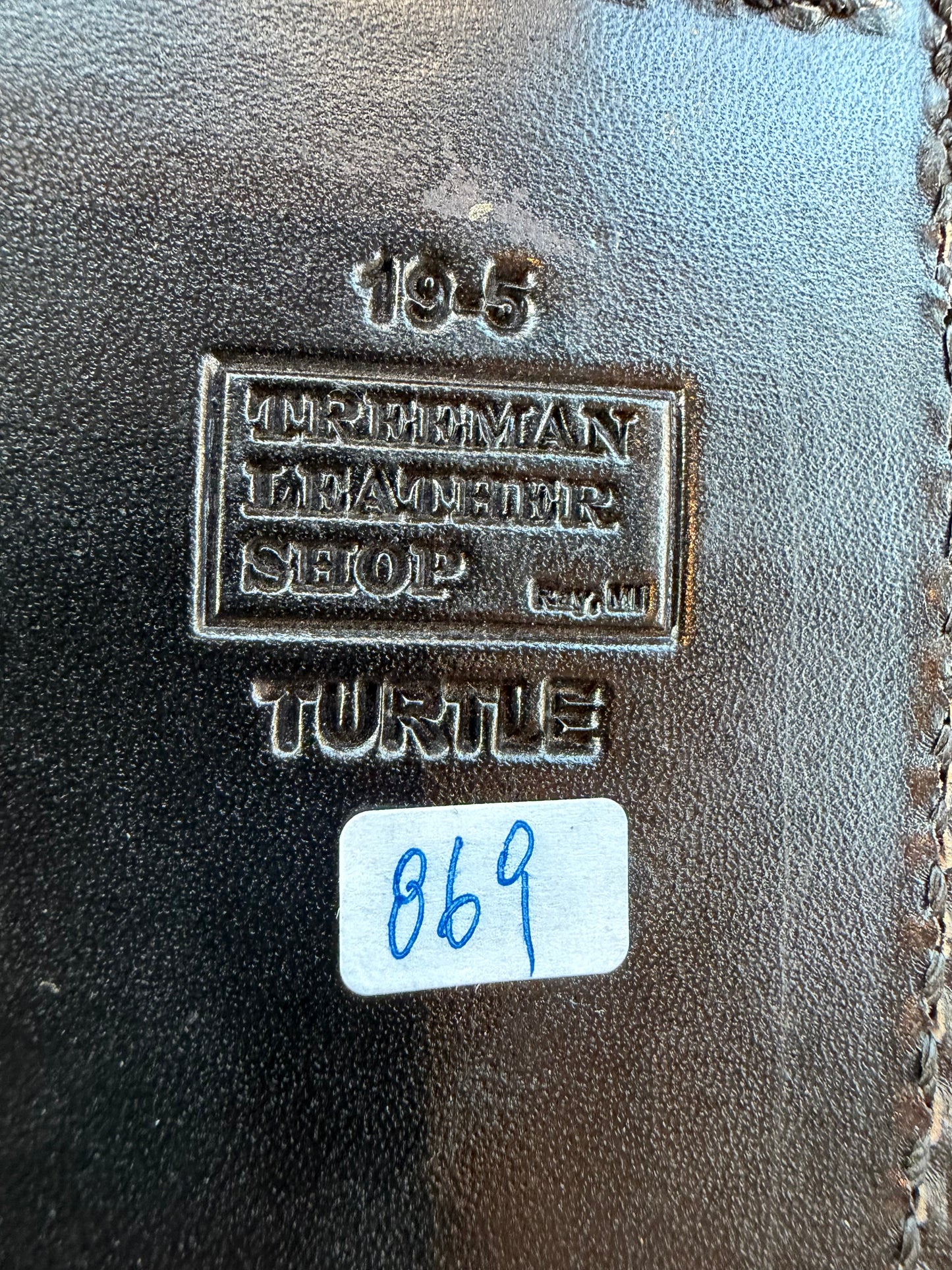Randall Model 19-5 in Exotic Black Snapping Turtle Horned/Dragon Tail Sheath from Treeman. New version with a Black Canteen Snap.