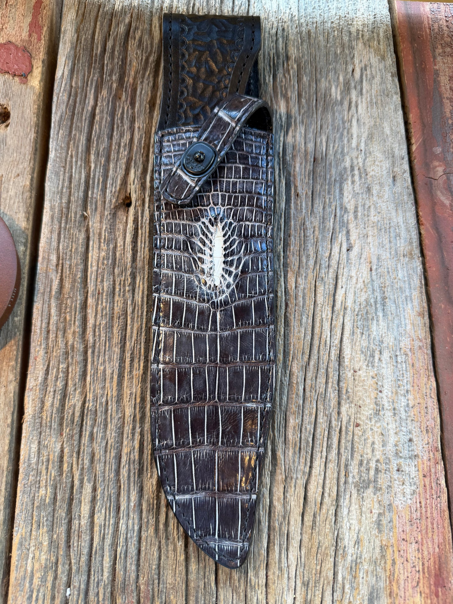 New Randall Model 12-9 Sheath in Exotic Black/Grey Shiny Anus Crocodile from Treeman with the newest Black Canteen snap.