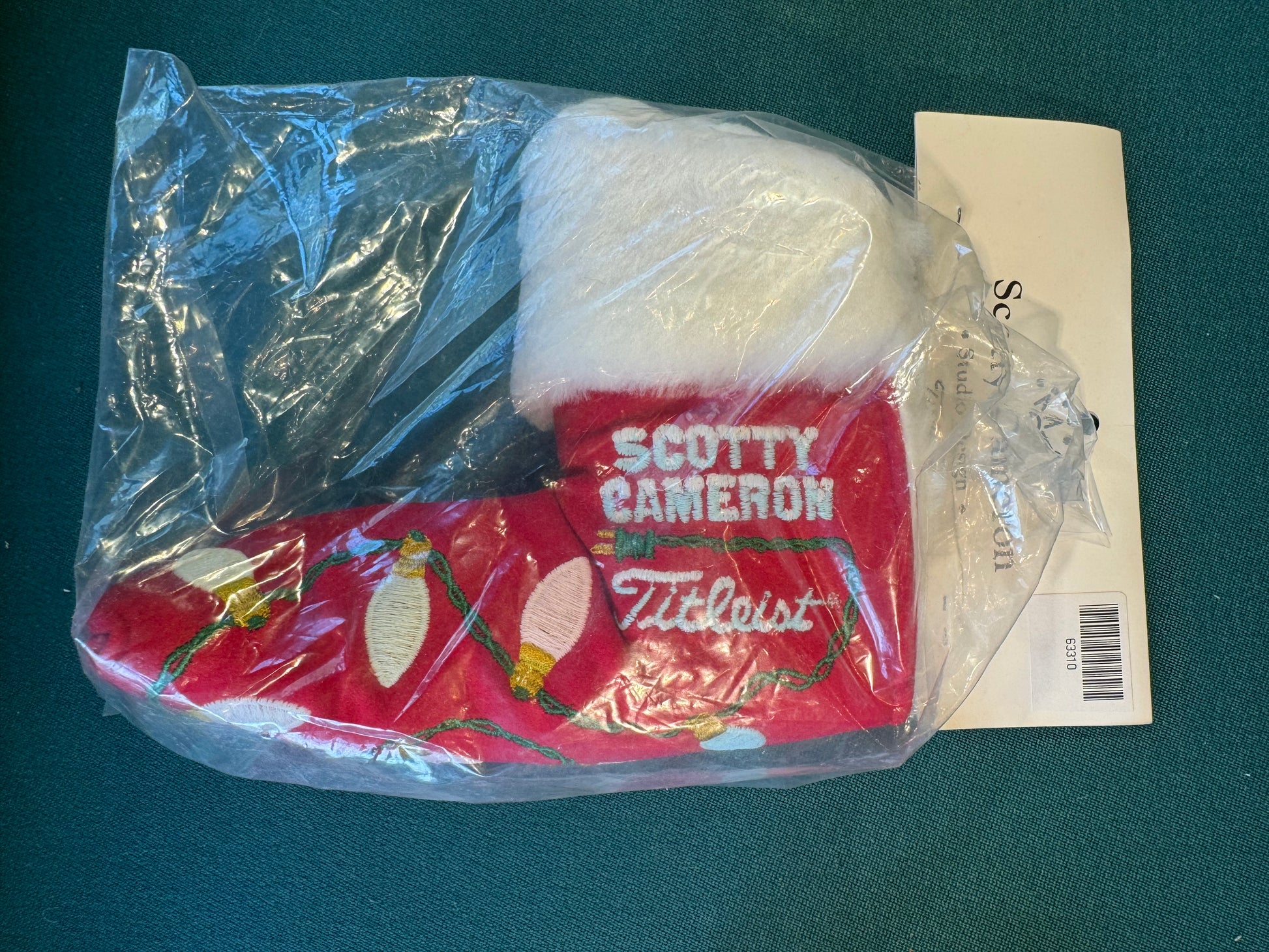 New in Bag Rare Scotty Cameron Happy Holidays Head cover