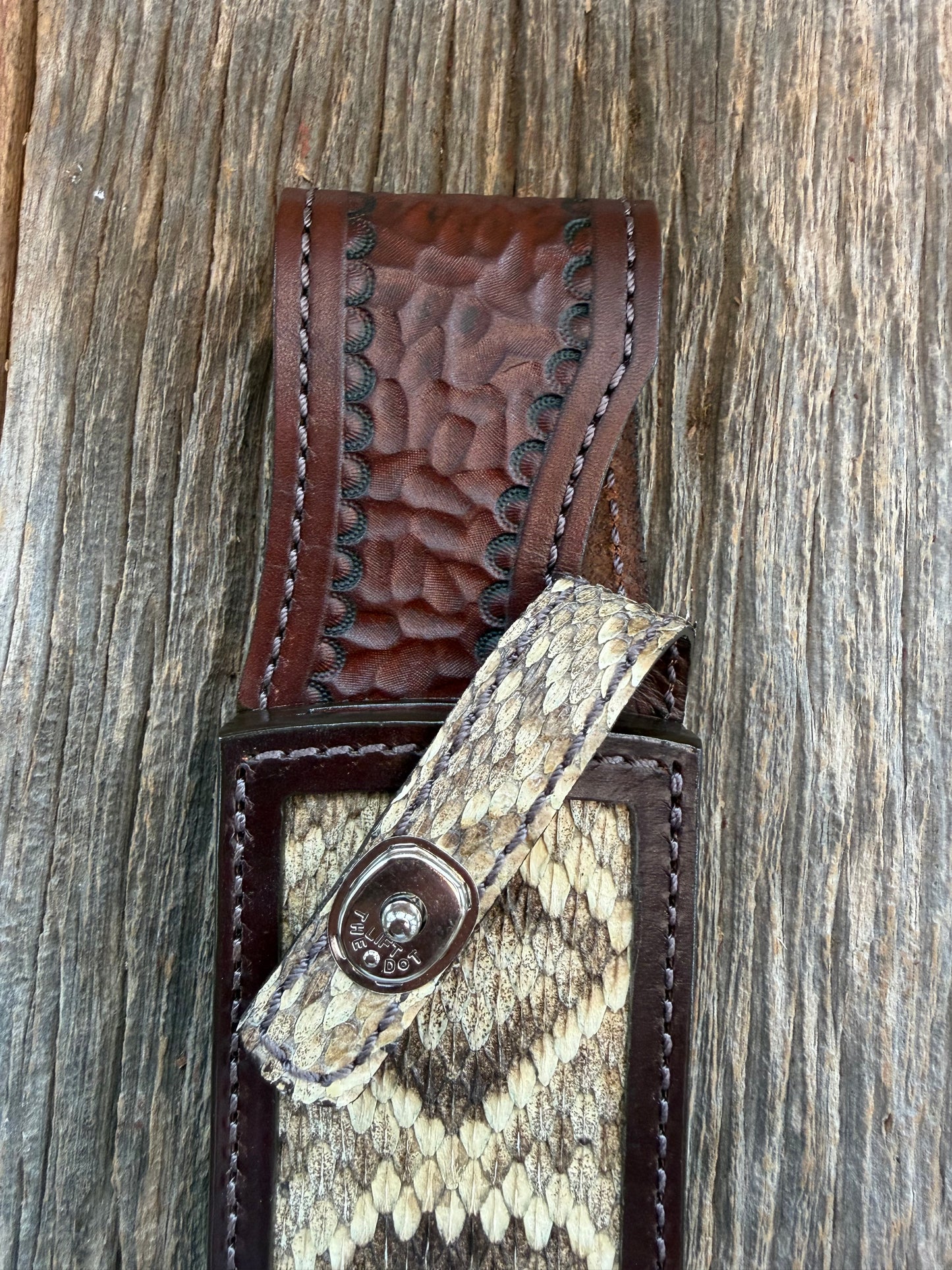 Randall Model 12-9 Sheath in Exotic Eastern Diamondback RattleSnake from Treeman Sheaths. Stunning colors on this one.