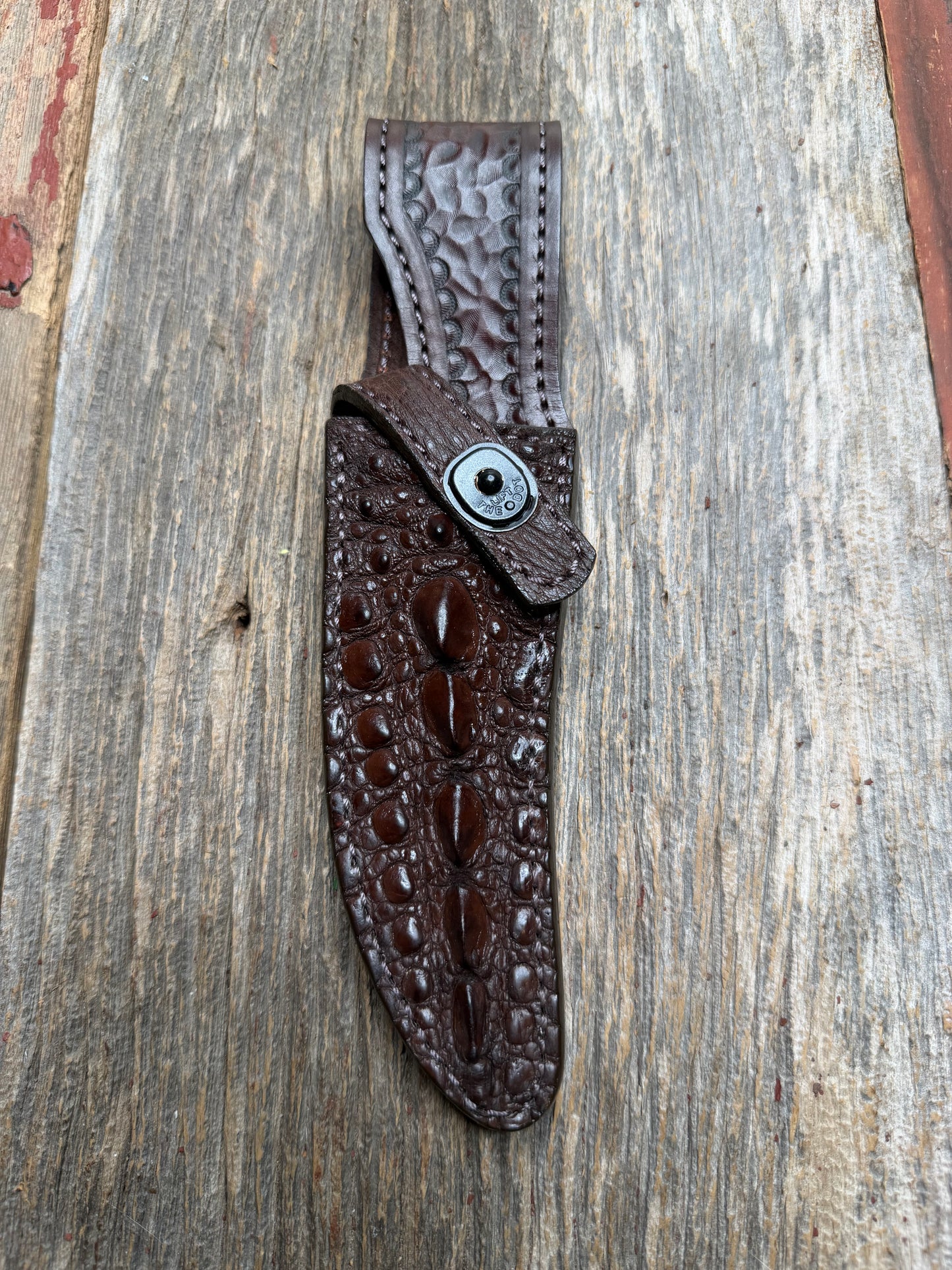 Randall Model 27 Sheath in Exotic Dark Brown Snapping Turtle by Treeman. Straight hilt and new black canteen snap… Spiked Dragon tail portion of the turtle.