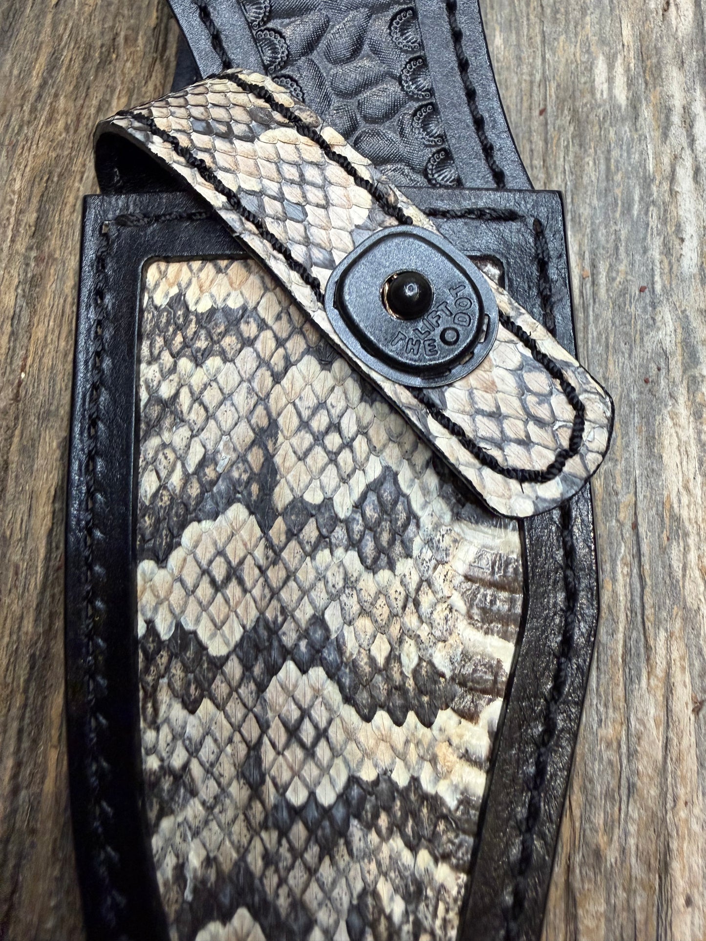 Randall Model 19-5  Sheath in Exotic Eastern Diamondback RattleSnake from Treeman Sheaths. Tremendous colors on this one.