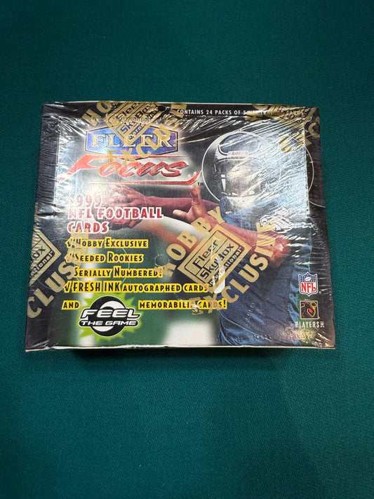 1999 FLEER FOCUS NFL FOOTBALL HOBBY BOX 24 PACKS KURT WARNER RC NEW SEALED