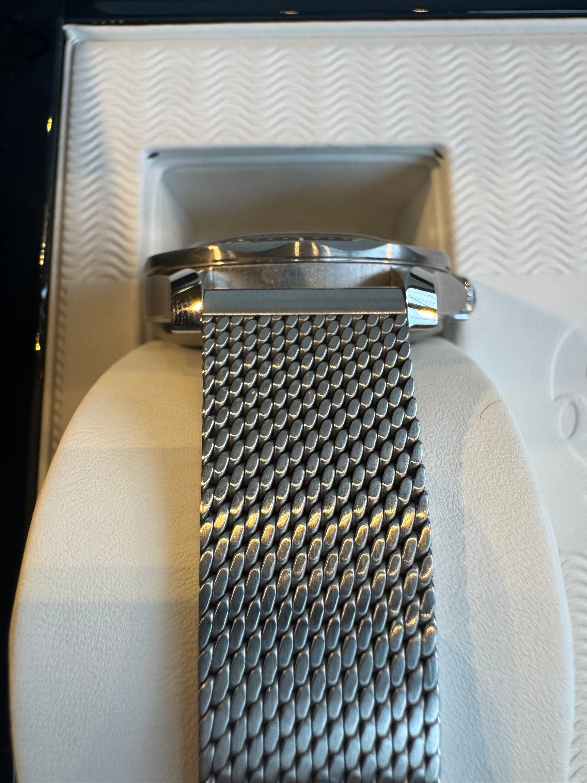 Omega Seamaster Diver 300 M NEW 2023 Seamaster James Bond 007 60th Anniversary Edition 210.30.42.20.03.002